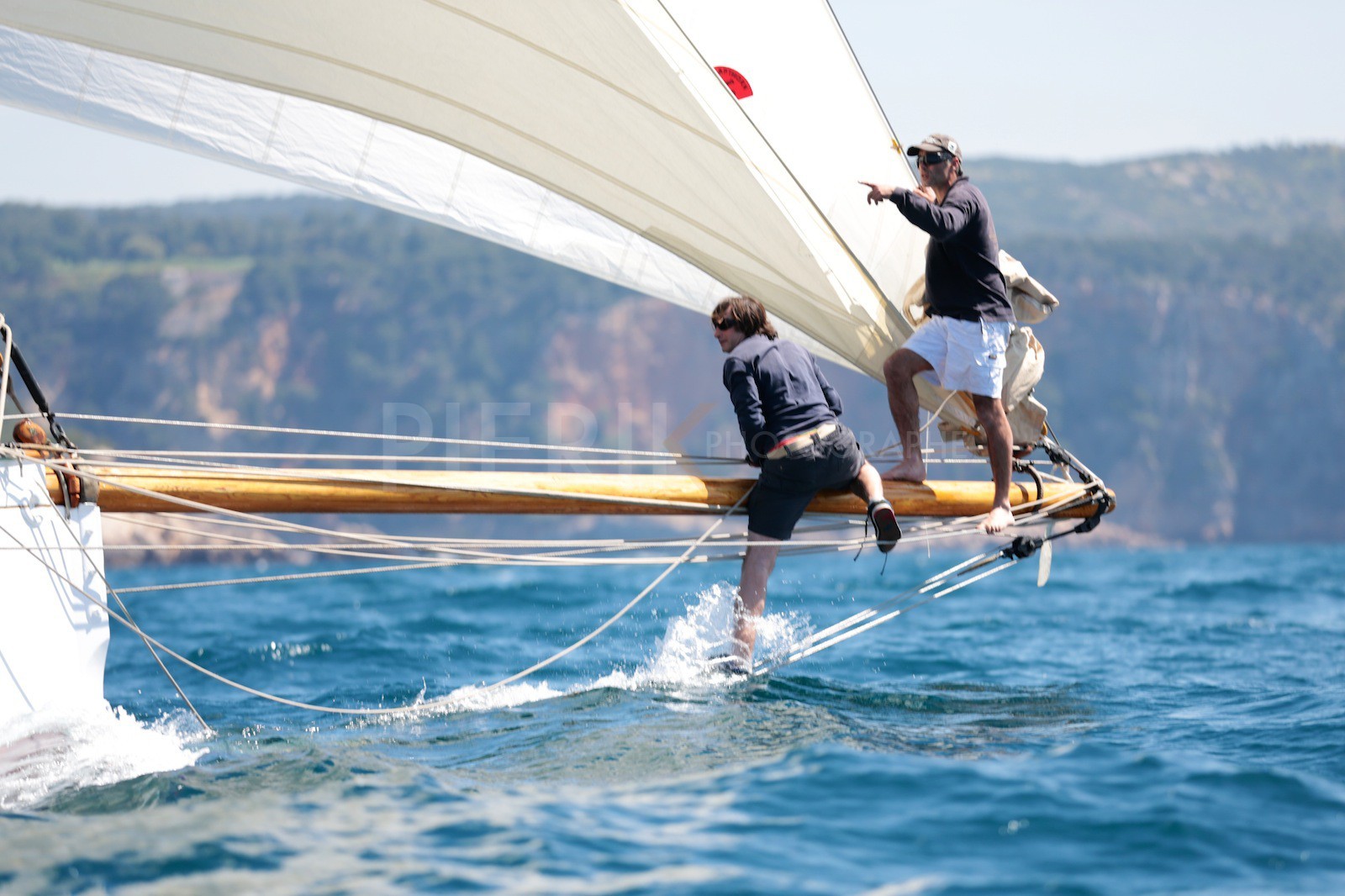 Les équipiers au travail sur Partridge