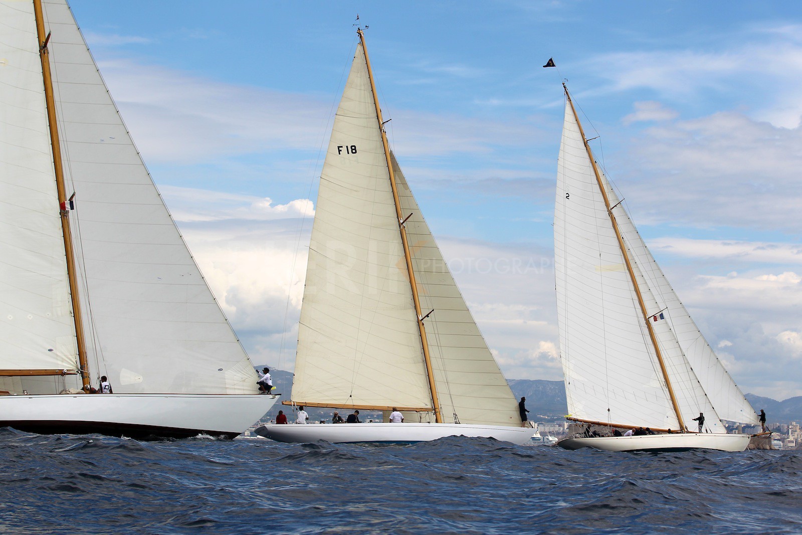 Départ pour The Blue Peter, Irène VIII et Halloween