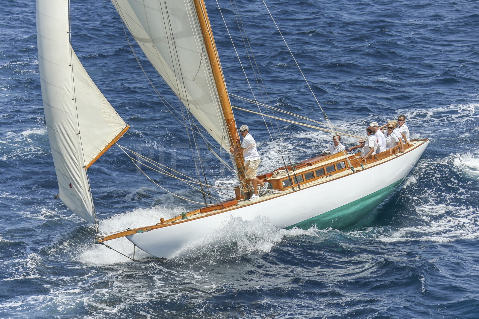 A29X1410.jpg