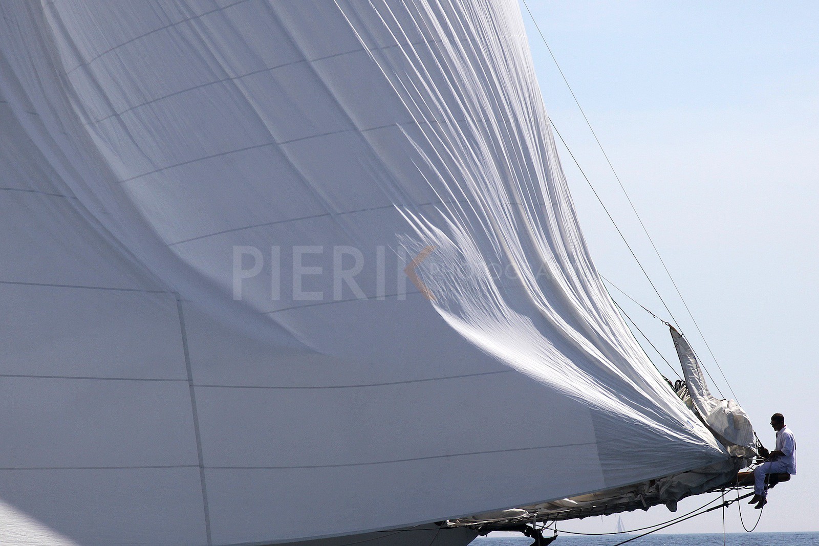 Numéro un sur Moonbeam IV