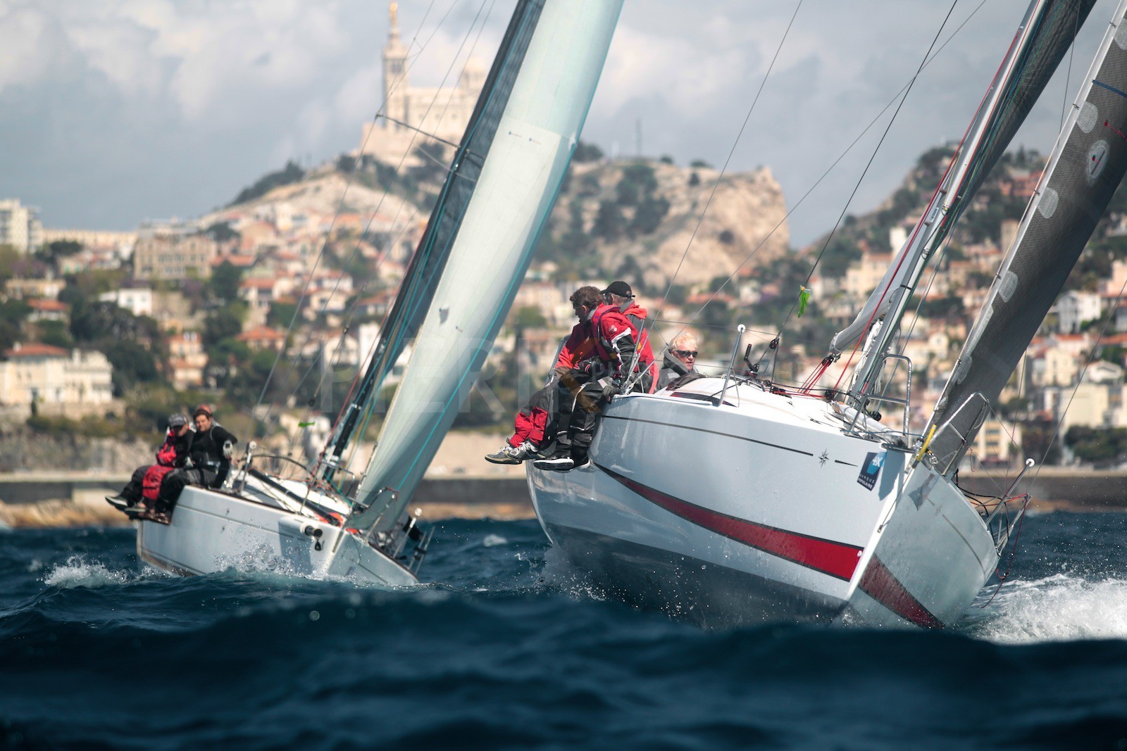 Au près sous la Bonne Mère