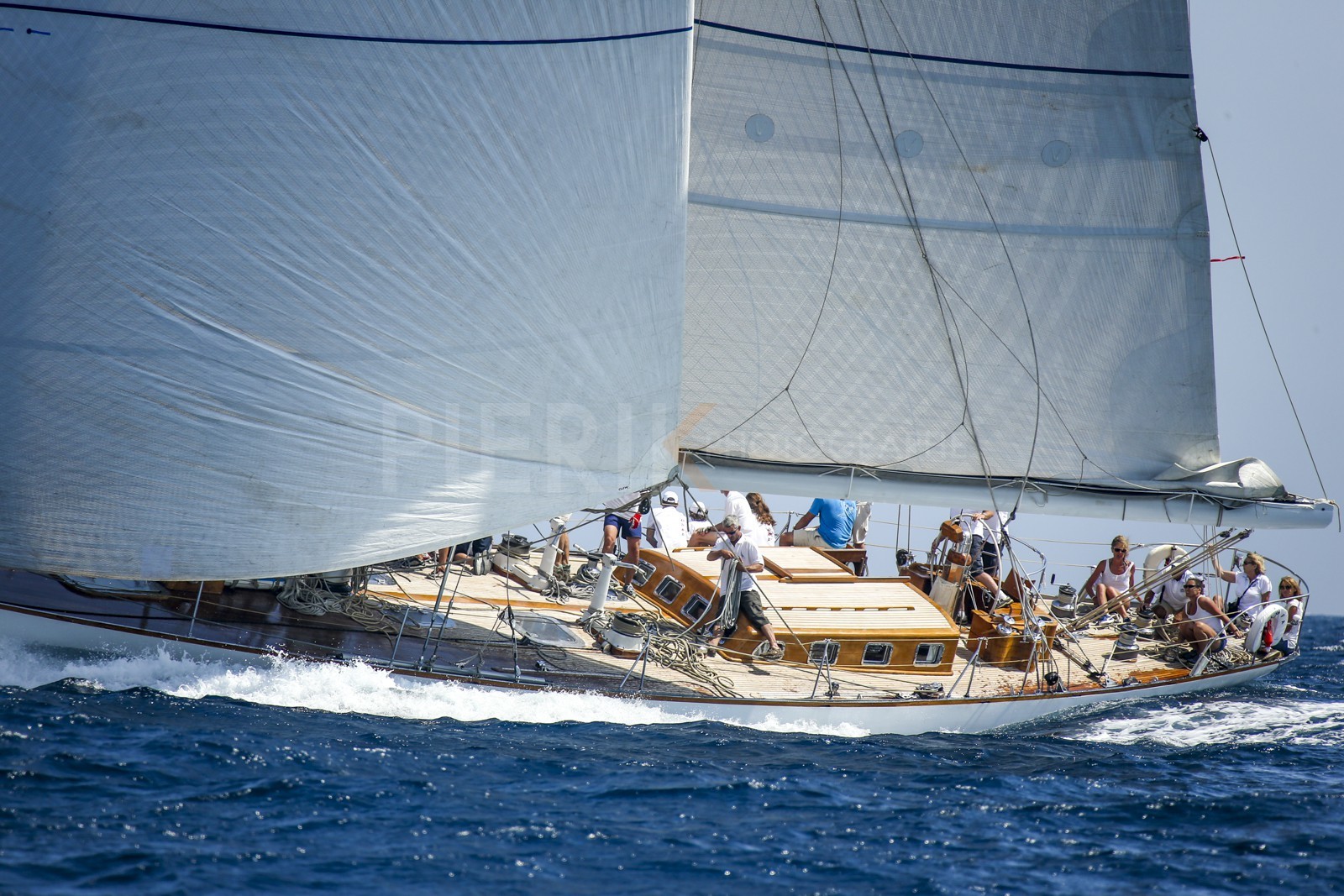A29X1683.jpg