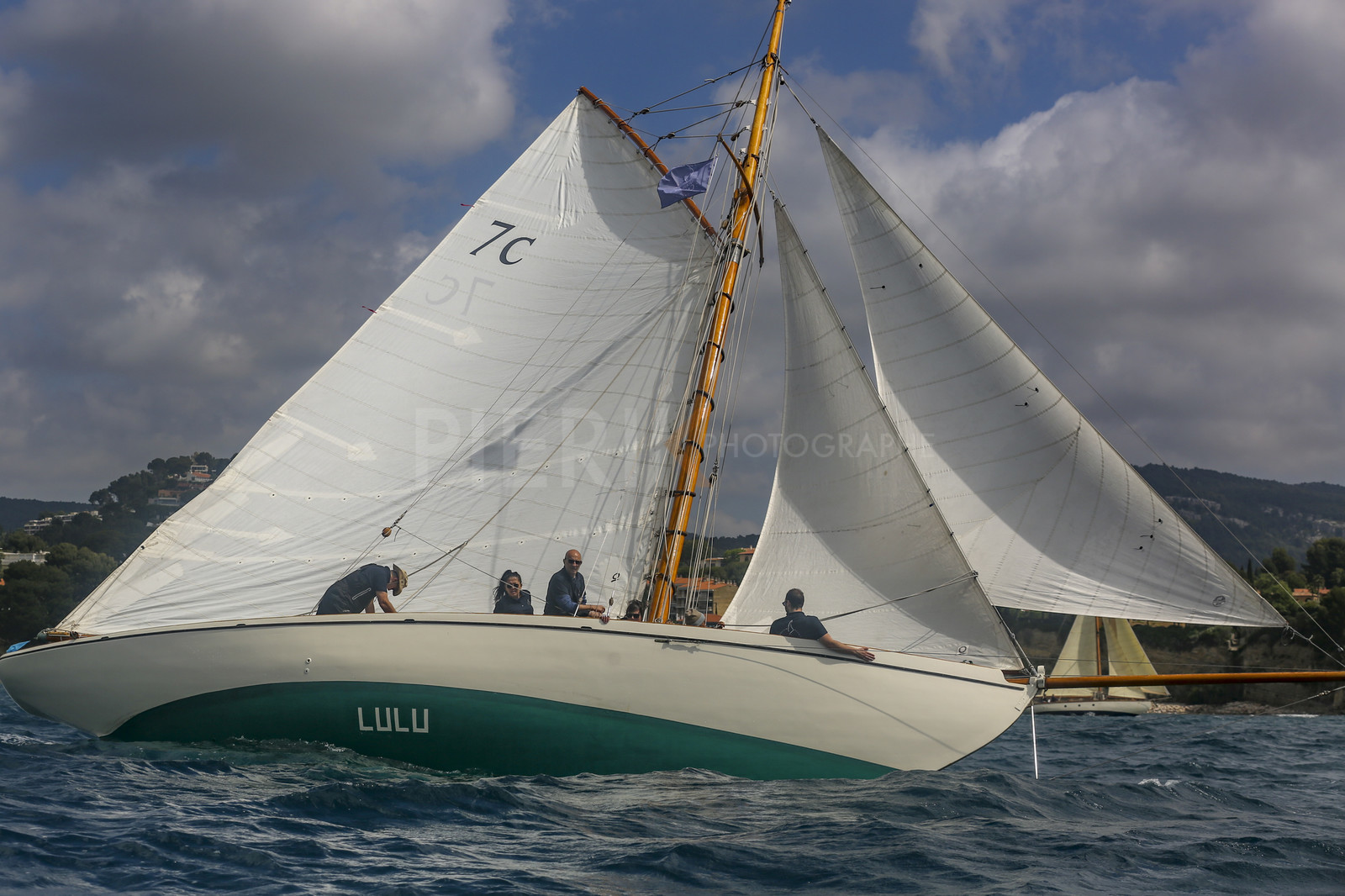 O60A5205.jpg