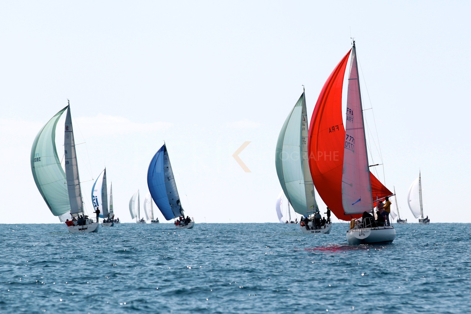 Kashmir sous spi rouge