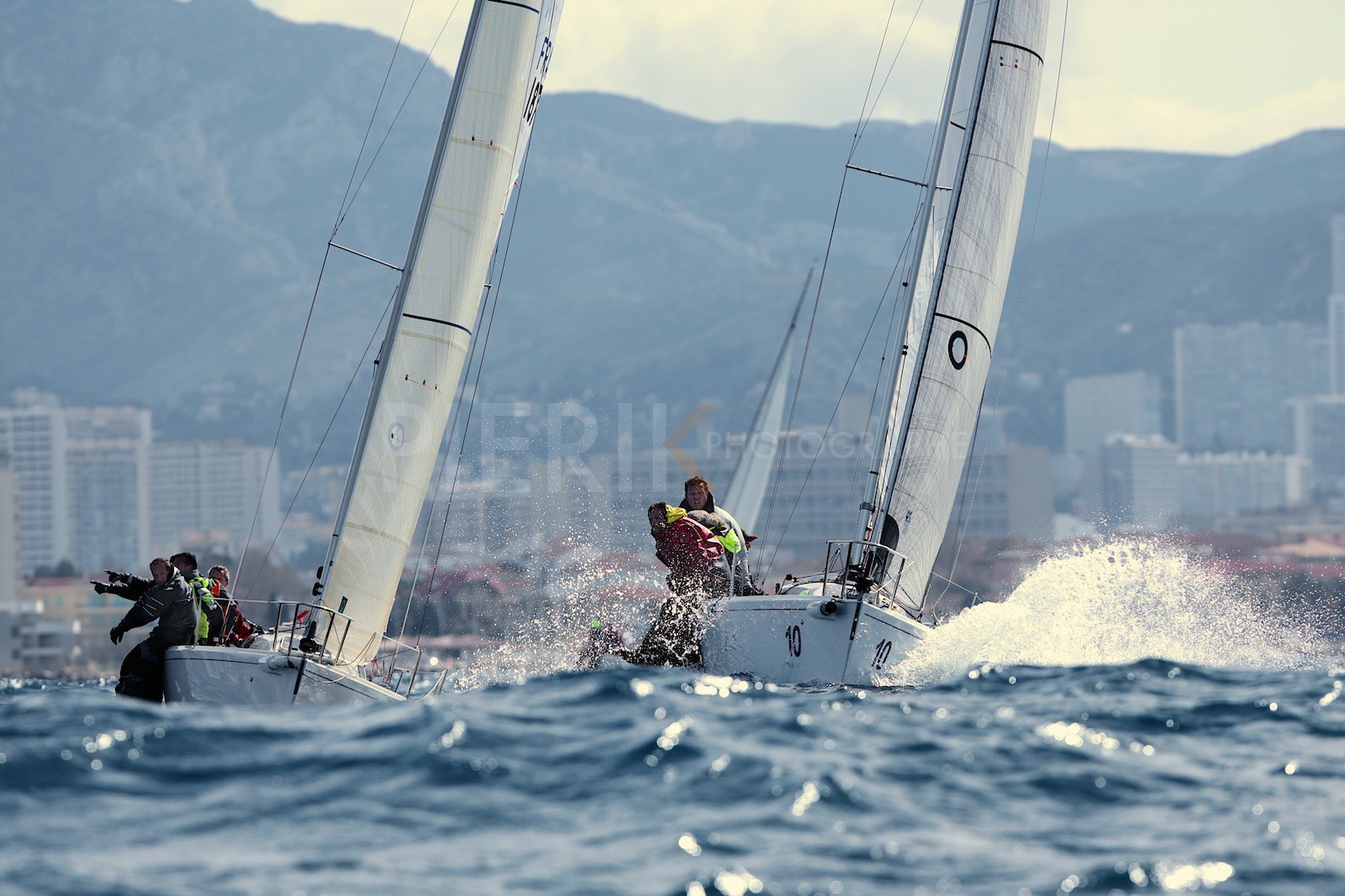J 80 La Nautique et Atria